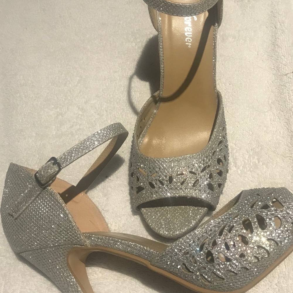 Forever shoes size 8 1/2
